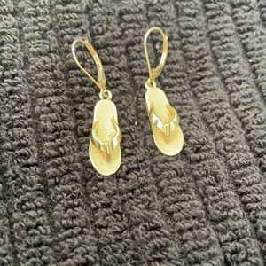 14k flip flop earrings
